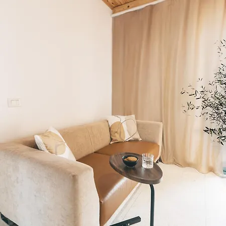 Modern Oasis Seaview